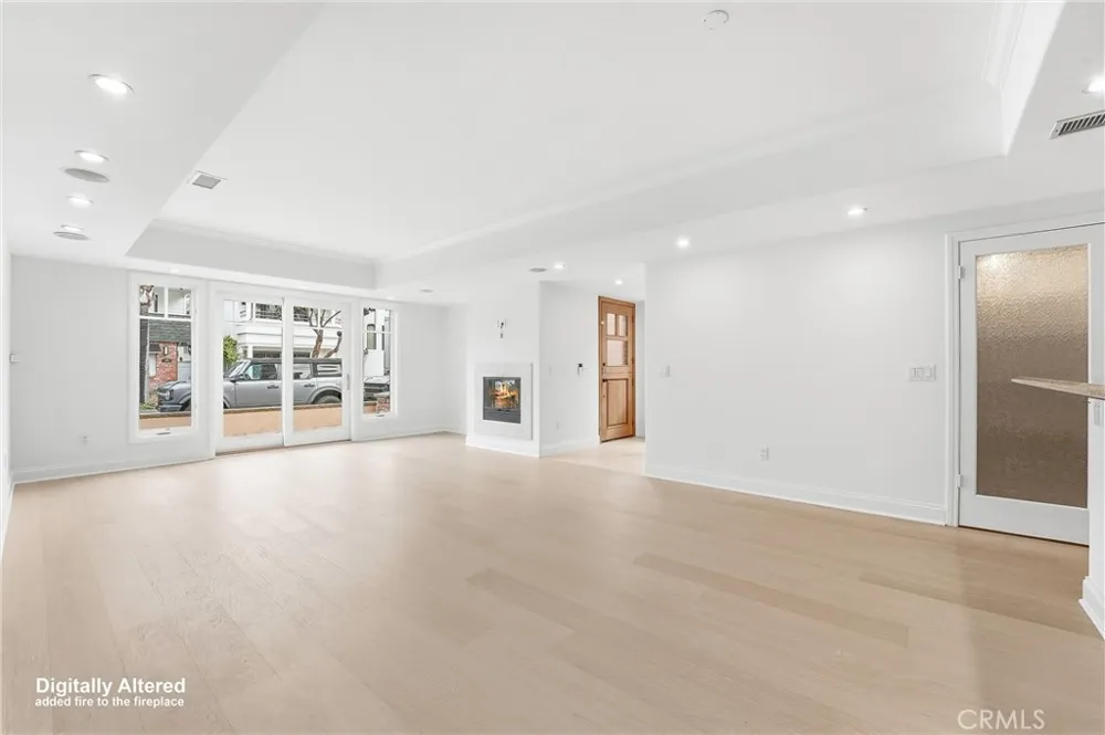 211 E Bay Newport Beach, CA 92661