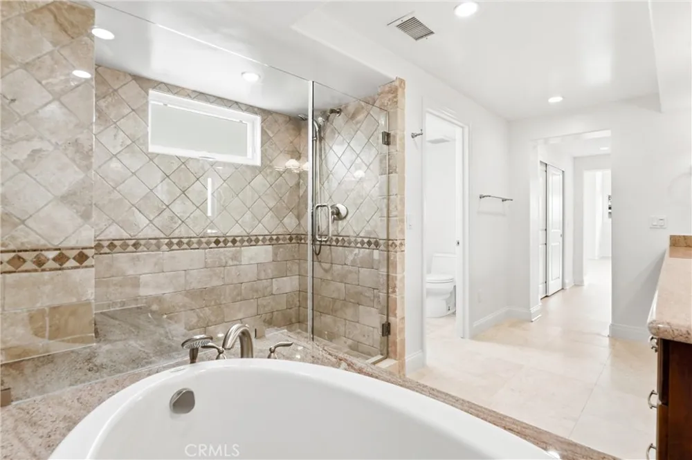 211 E Bay Newport Beach, CA 92661