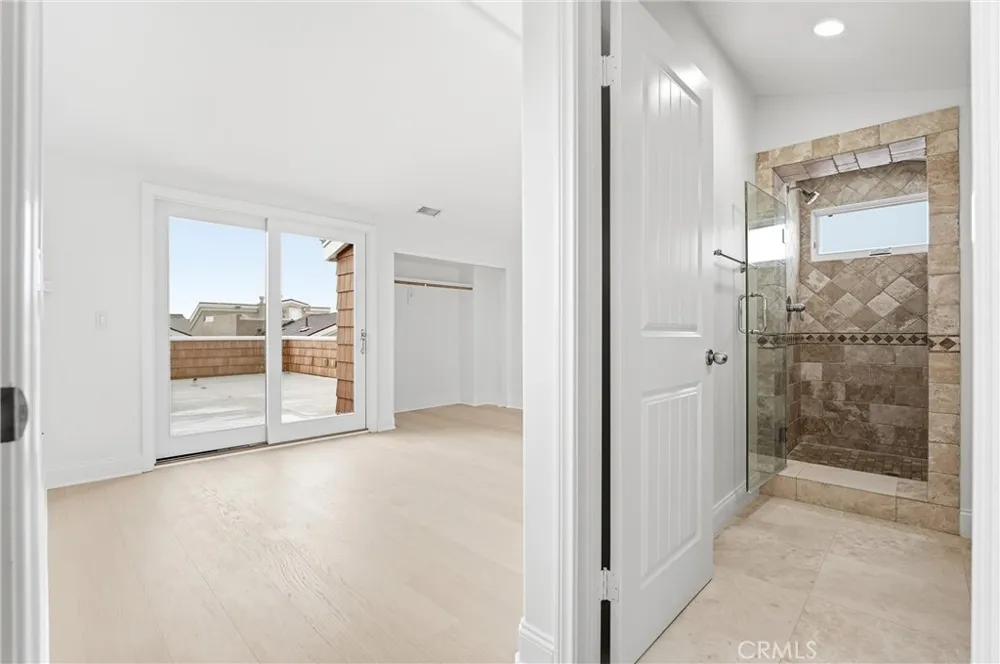 211 E Bay Newport Beach, CA 92661