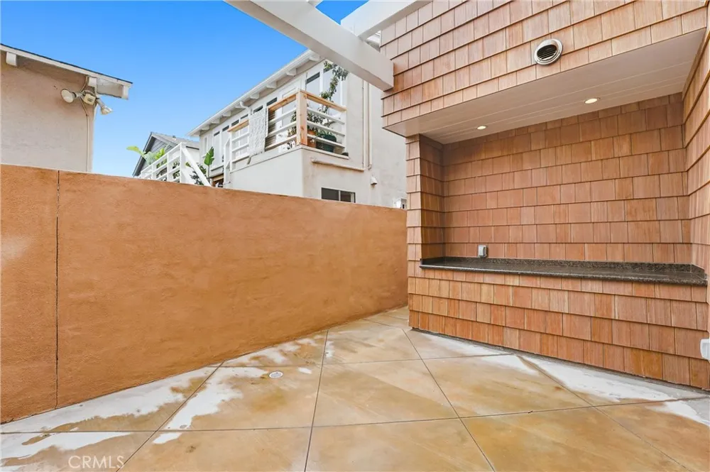 211 E Bay Newport Beach, CA 92661