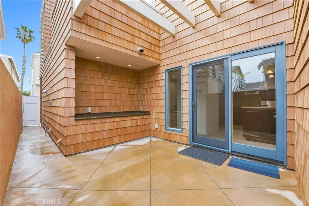 211 E Bay Newport Beach, CA 92661