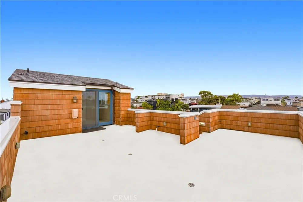 211 E Bay Newport Beach, CA 92661