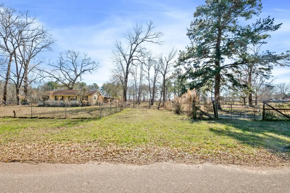 21426 Dusty Trail Splendora, TX 77372