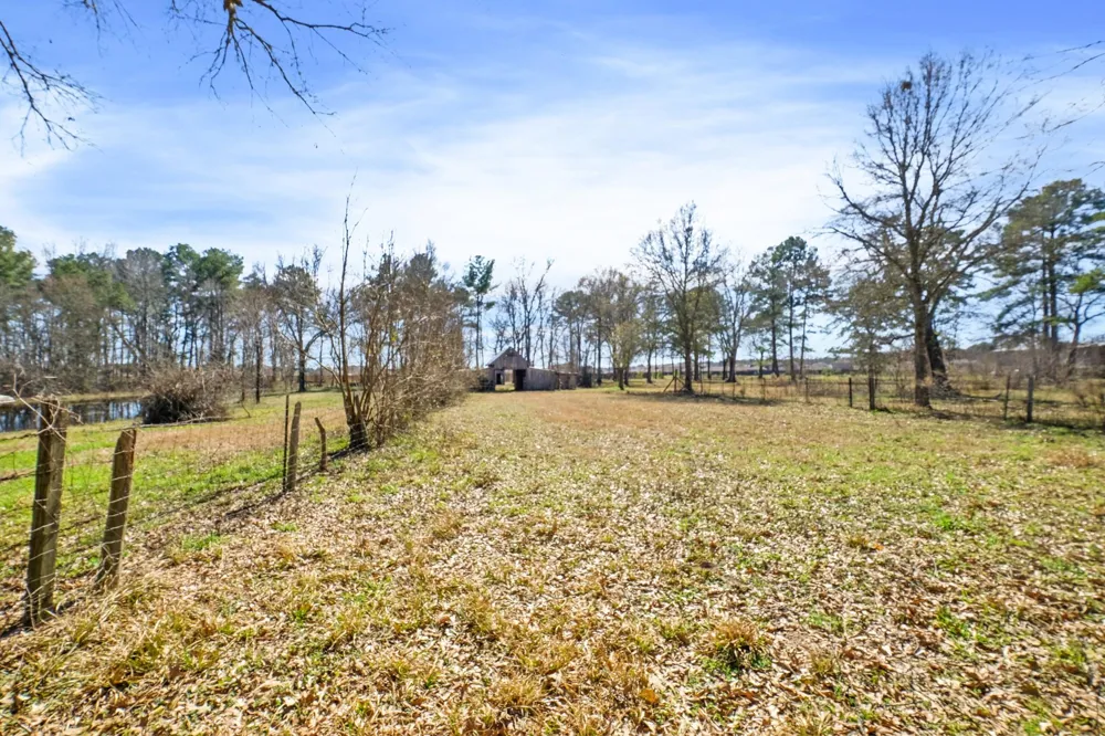 21426 Dusty Trail Splendora, TX 77372