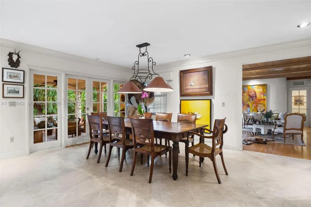 1255 Algardi Ave Coral Gables, FL 33146