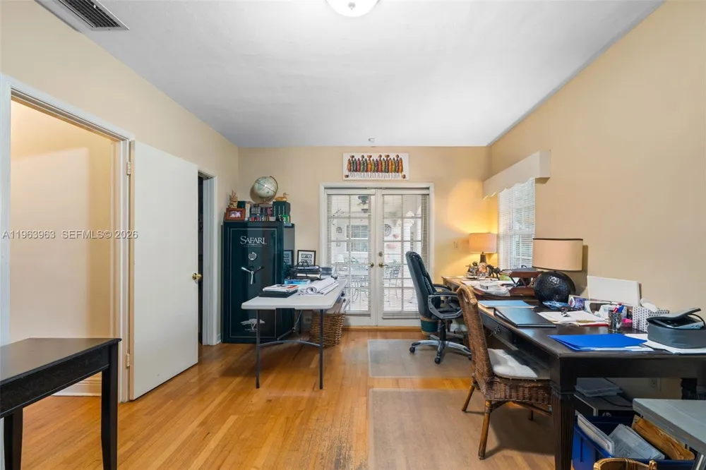 1255 Algardi Ave Coral Gables, FL 33146