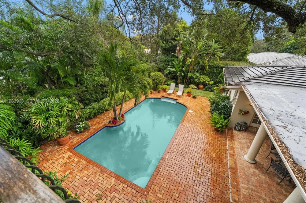 1255 Algardi Ave Coral Gables, FL 33146