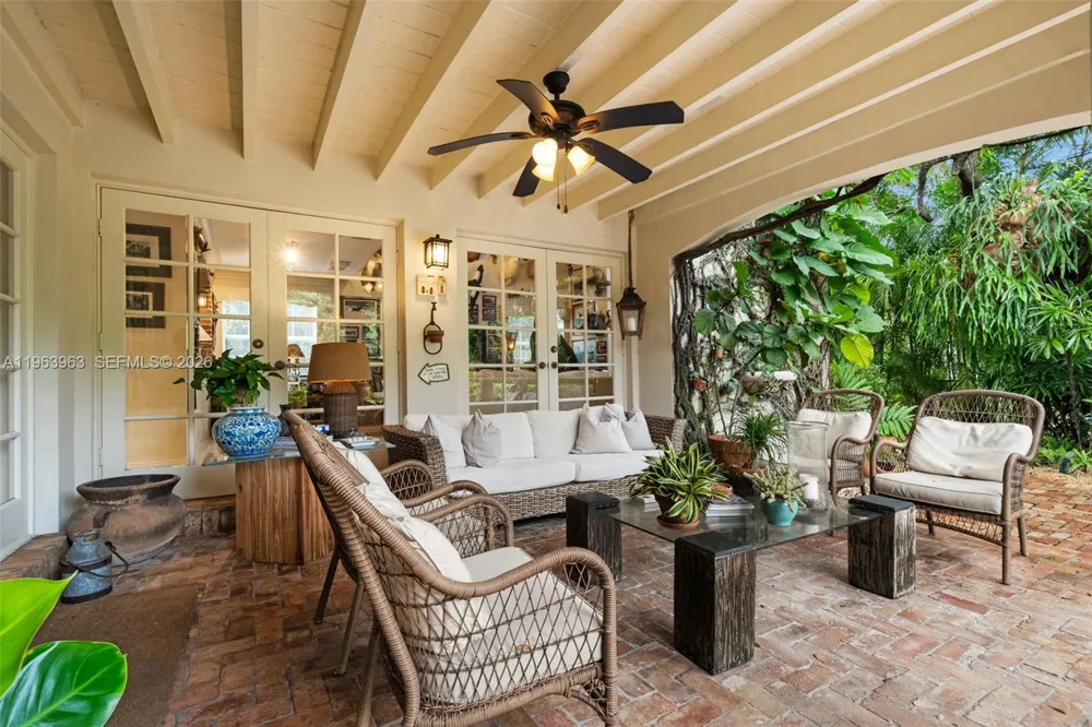 1255 Algardi Ave Coral Gables, FL 33146