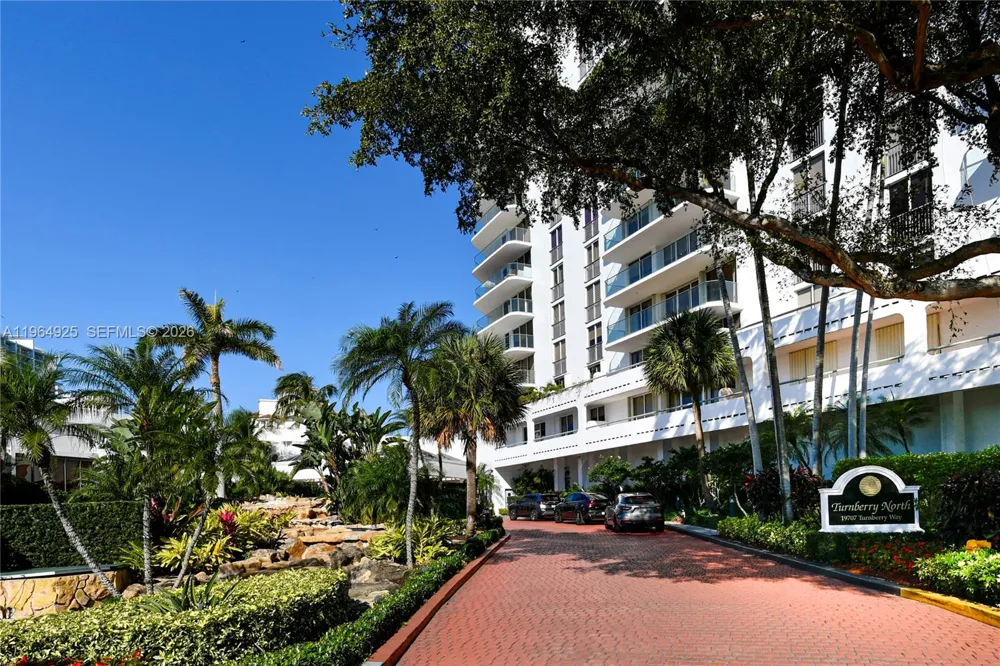 19707 Turnberry Way #20G Aventura, FL 33180