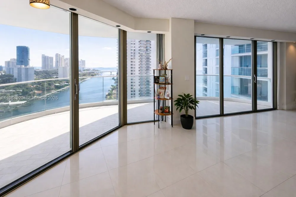 19707 Turnberry Way #20G Aventura, FL 33180
