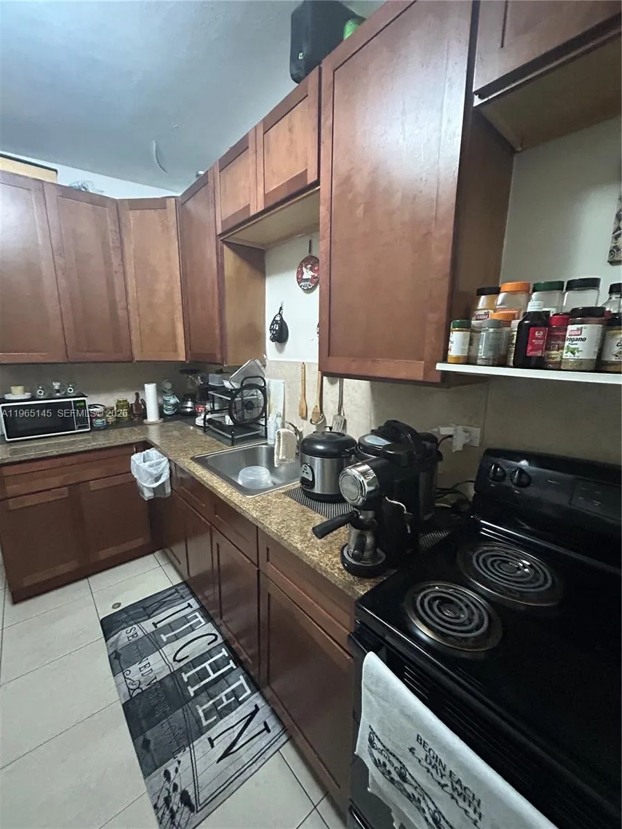 1080 NW 121st St North Miami, FL 33168