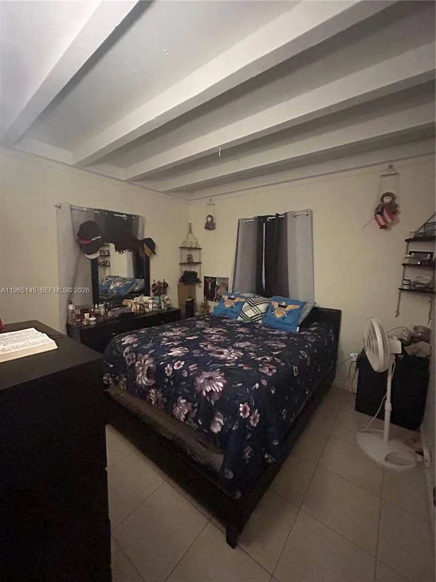1080 NW 121st St North Miami, FL 33168