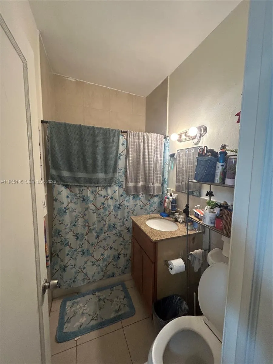 1080 NW 121st St North Miami, FL 33168