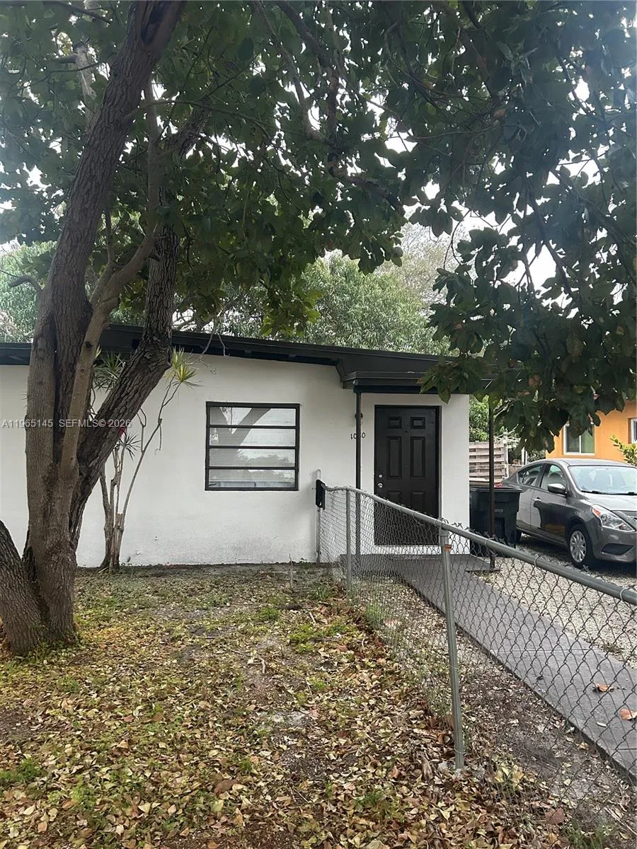 1080 NW 121st St North Miami, FL 33168