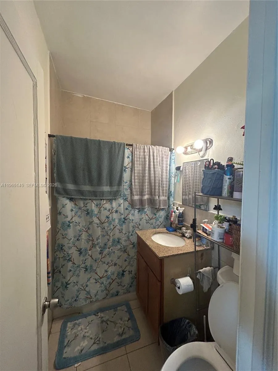 1080 NW 121st St North Miami, FL 33168