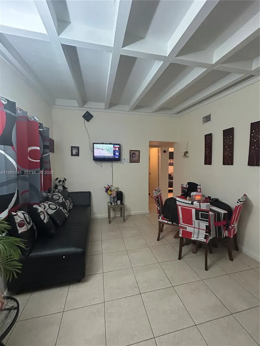1080 NW 121st St North Miami, FL 33168