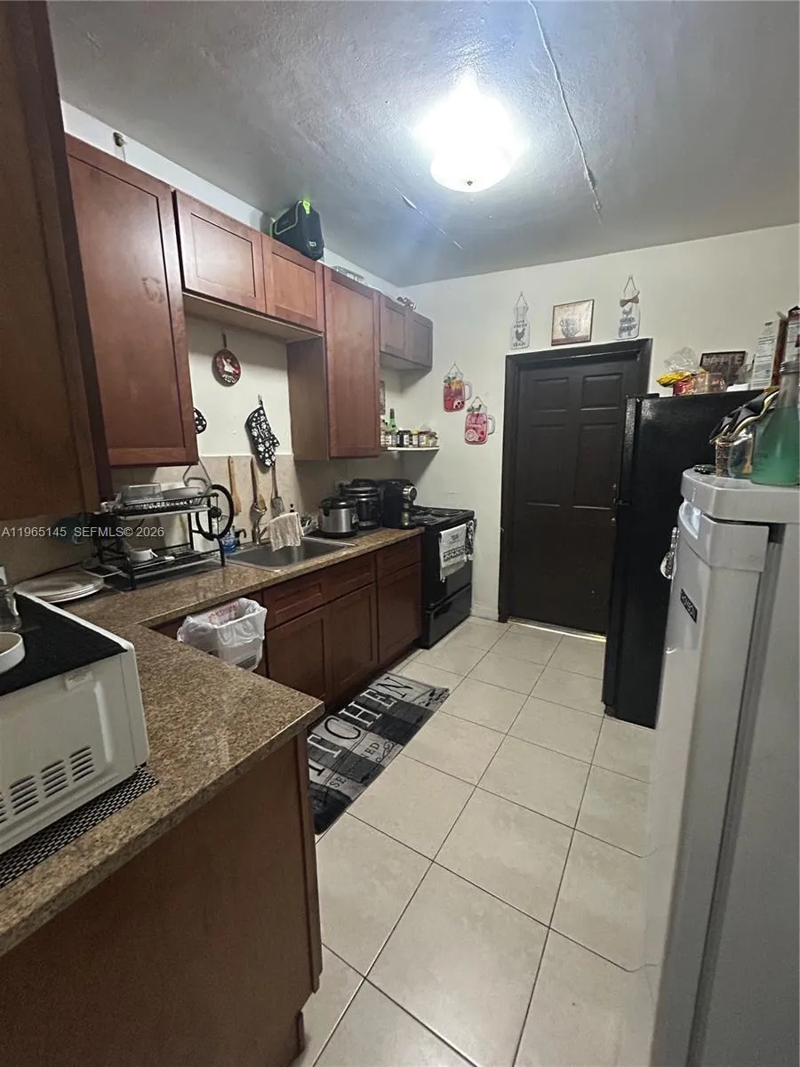 1080 NW 121st St North Miami, FL 33168