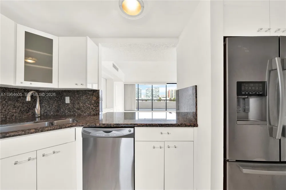 385 Poinciana Dr #1230 Sunny Isles Beach, FL 33160