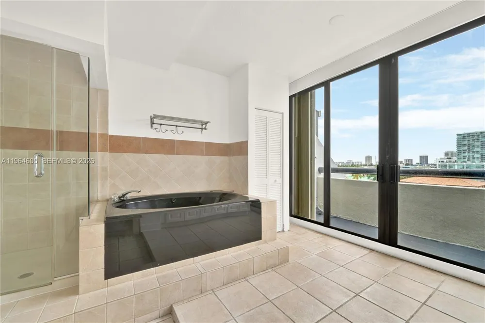 385 Poinciana Dr #1230 Sunny Isles Beach, FL 33160