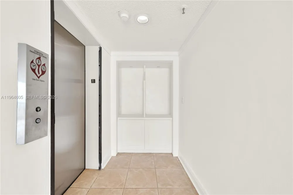 385 Poinciana Dr #1230 Sunny Isles Beach, FL 33160