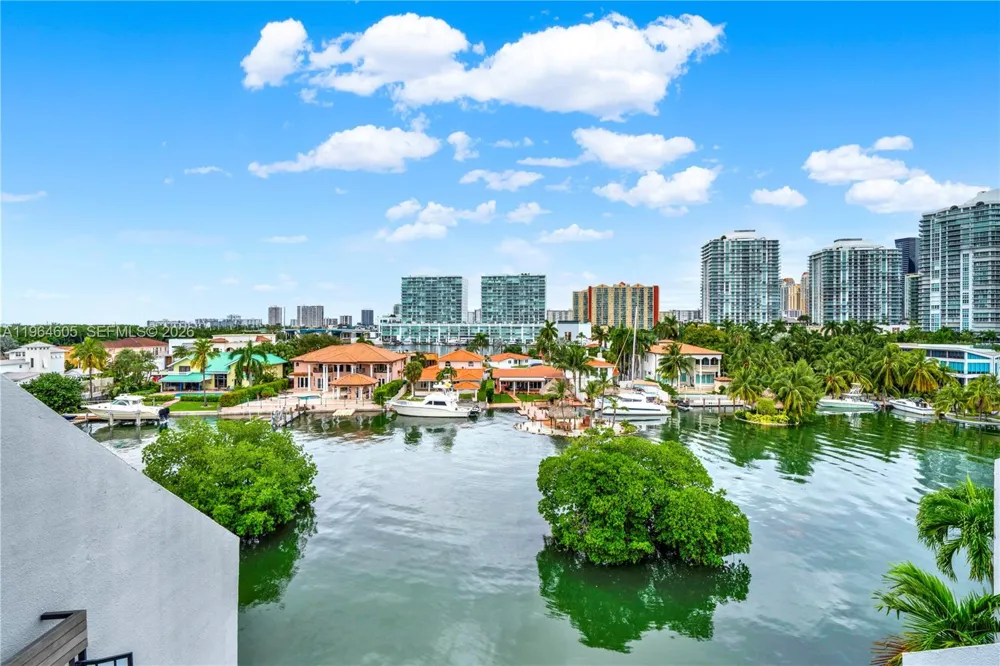385 Poinciana Dr #1230 Sunny Isles Beach, FL 33160
