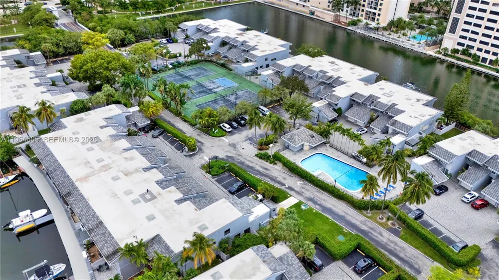 385 Poinciana Dr #1230 Sunny Isles Beach, FL 33160