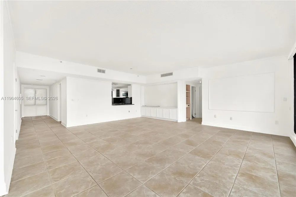 385 Poinciana Dr #1230 Sunny Isles Beach, FL 33160