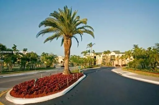 5740 Rock Island Rd #284 Tamarac, FL 33319