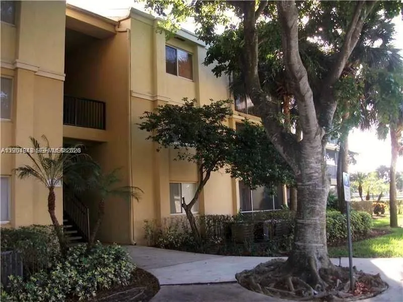 5740 Rock Island Rd #284 Tamarac, FL 33319