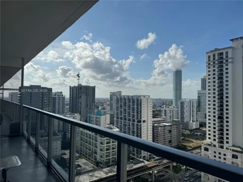 1111 SW 1st Ave #2622-N