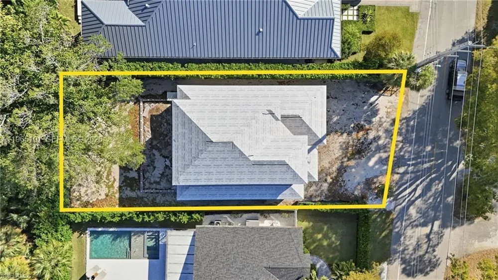 1070 13th St N Naples, FL 34102