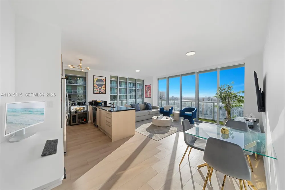 1111 SW 1st Ave #2114-N