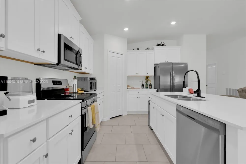 2707 2nd St SW Other City - In The State Of Florida, FL 33976