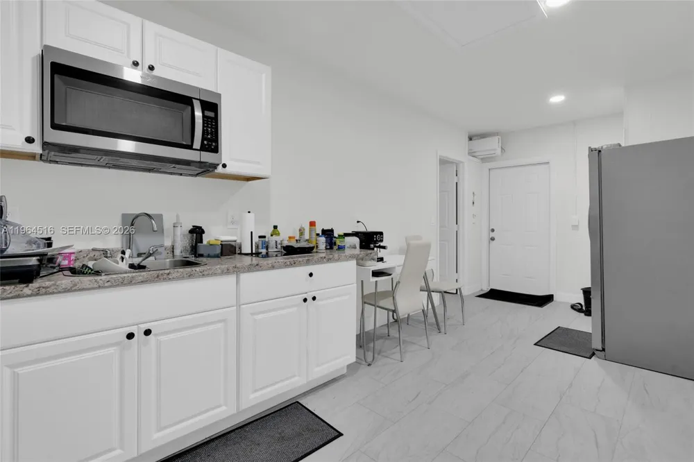 2707 2nd St SW Other City - In The State Of Florida, FL 33976