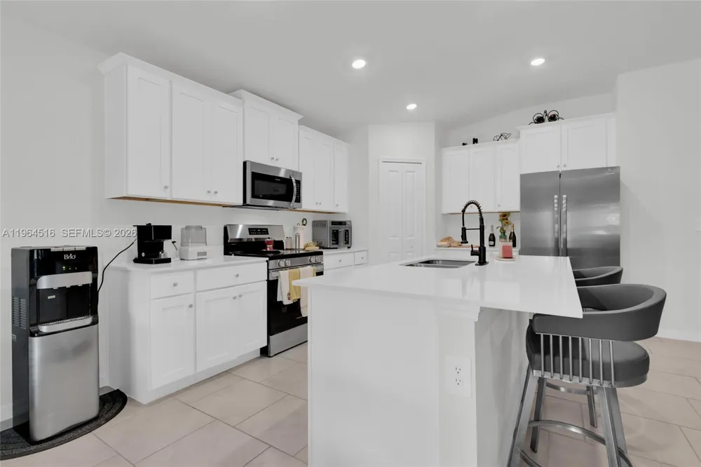 2707 2nd St SW Other City - In The State Of Florida, FL 33976