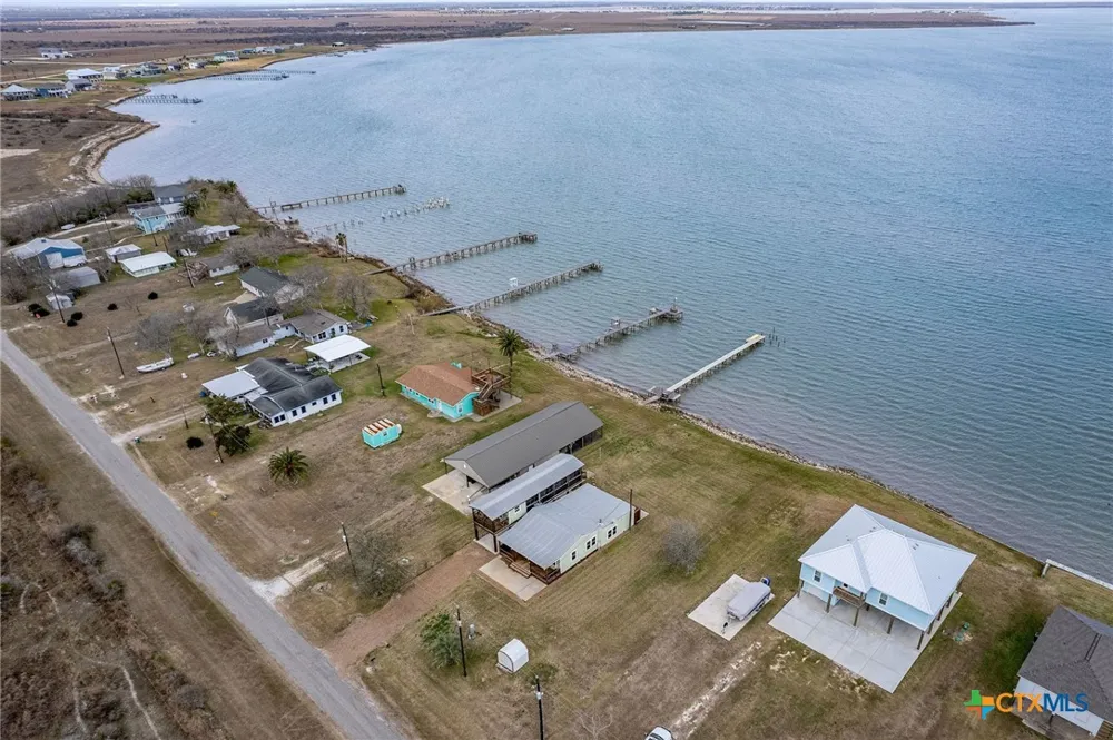 17 County Road 307 Port Lavaca, TX 77979