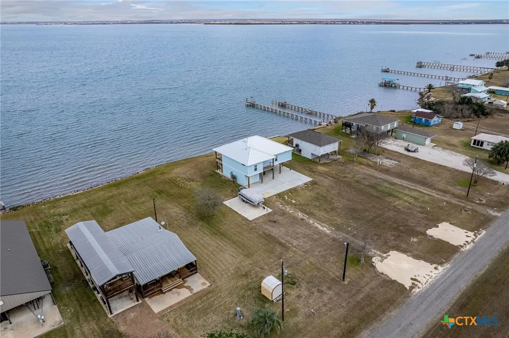 17 County Road 307 Port Lavaca, TX 77979