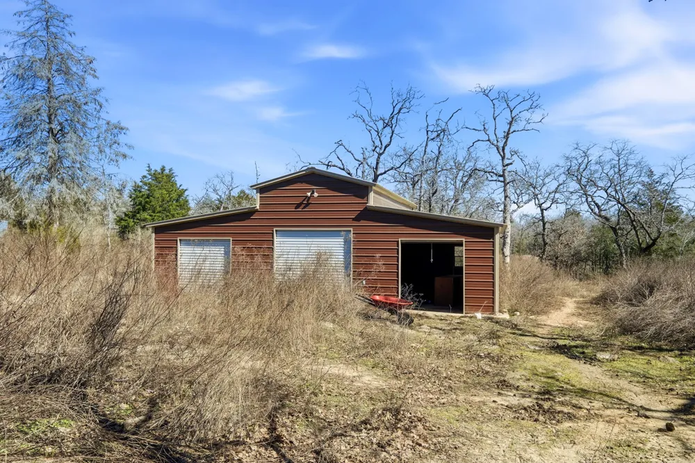 1310 Perry Lane Thorndale, TX 76577