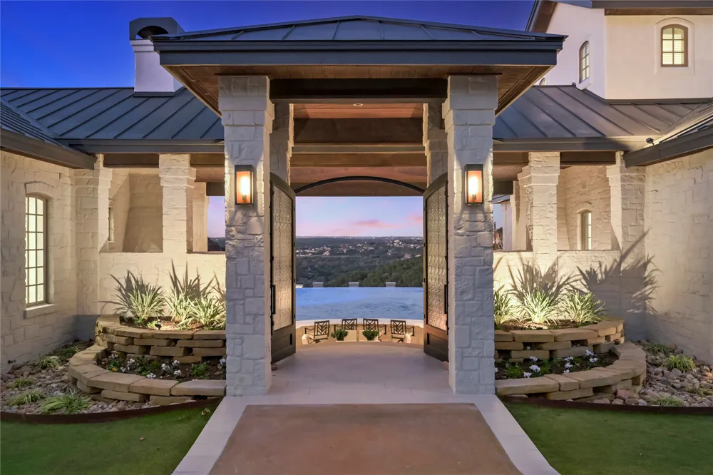 12006 Pleasant Panorama View Austin, TX 78738