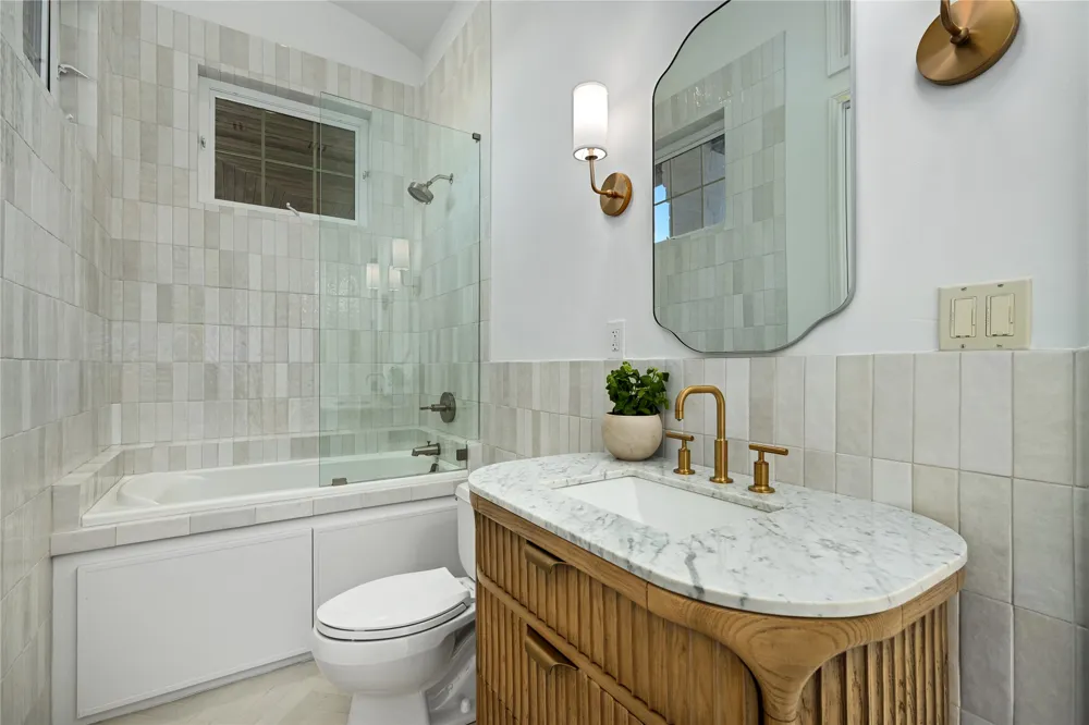 12006 Pleasant Panorama View Austin, TX 78738
