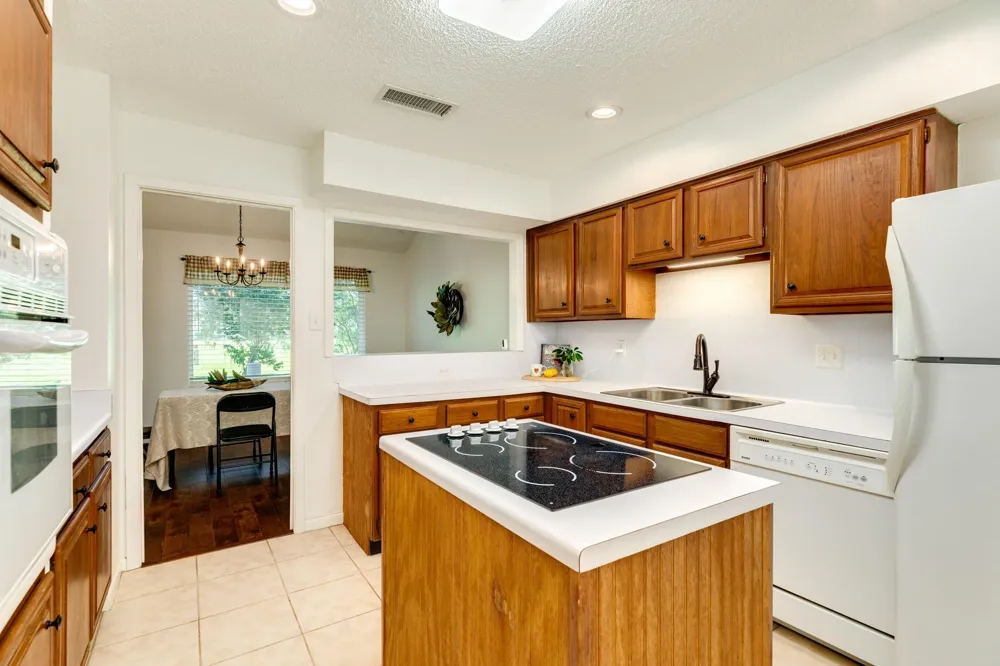 1814 Veranda Drive West Columbia, TX 77486