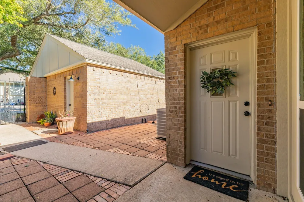1814 Veranda Drive West Columbia, TX 77486