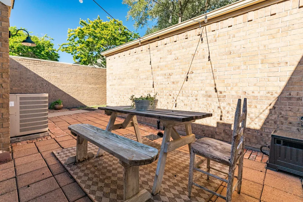 1814 Veranda Drive West Columbia, TX 77486
