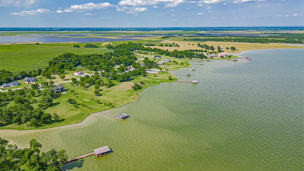 Francisco Bay Drive Kerens, TX 75144