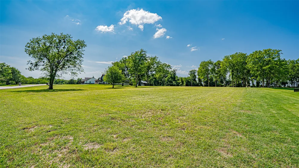 Francisco Bay Drive Kerens, TX 75144