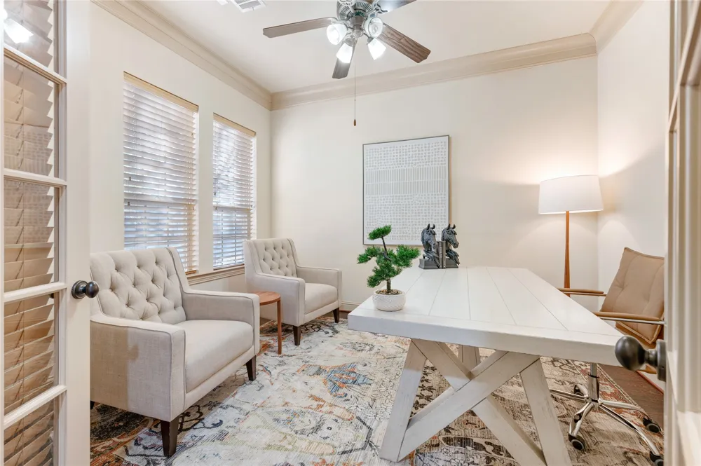 1010 Lost Valley Drive Euless, TX 76039