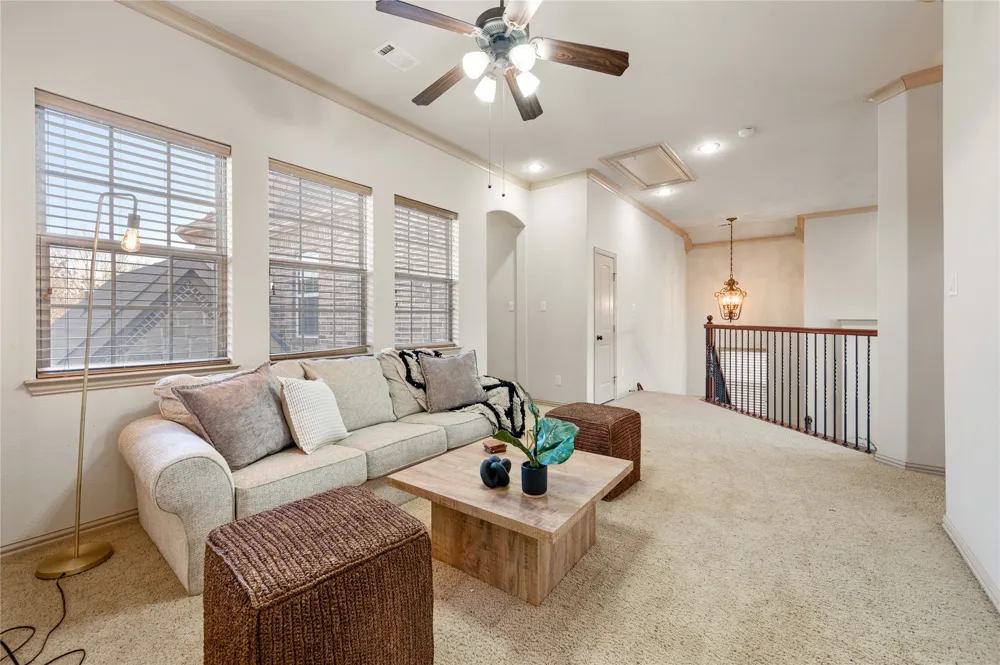 1010 Lost Valley Drive Euless, TX 76039