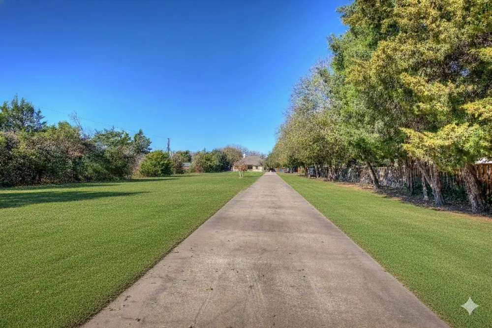 2617 Kirby Road Rowlett, TX 75088