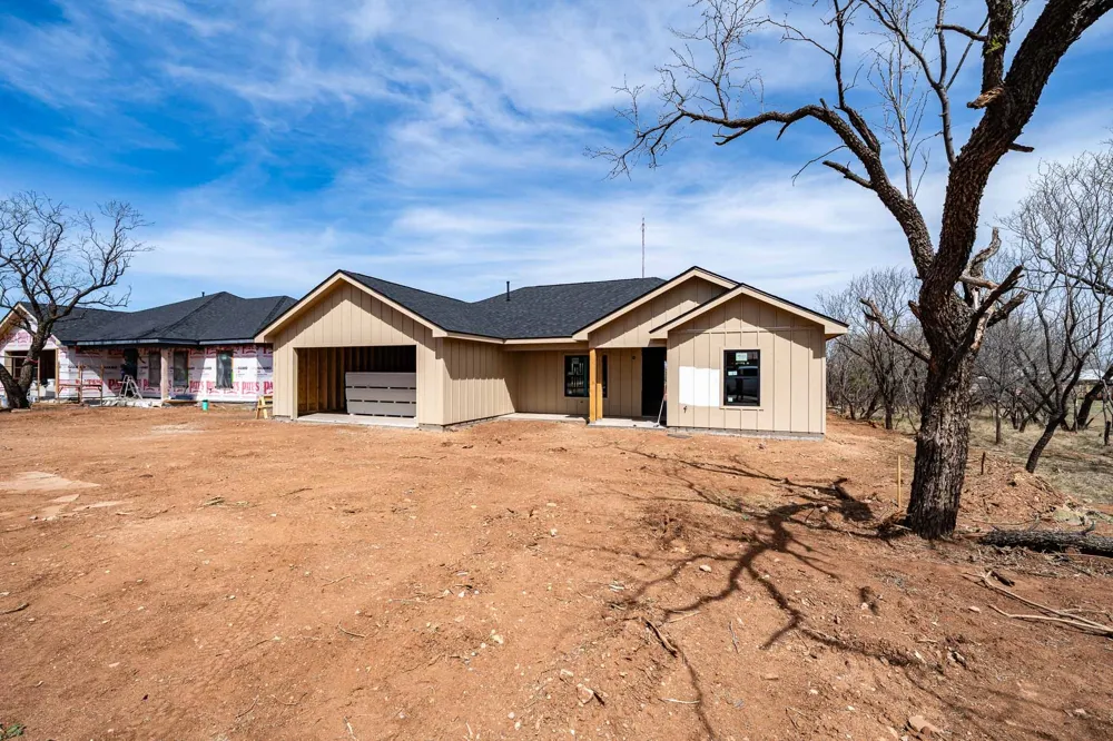 707 E Davenport Stamford, TX 79553