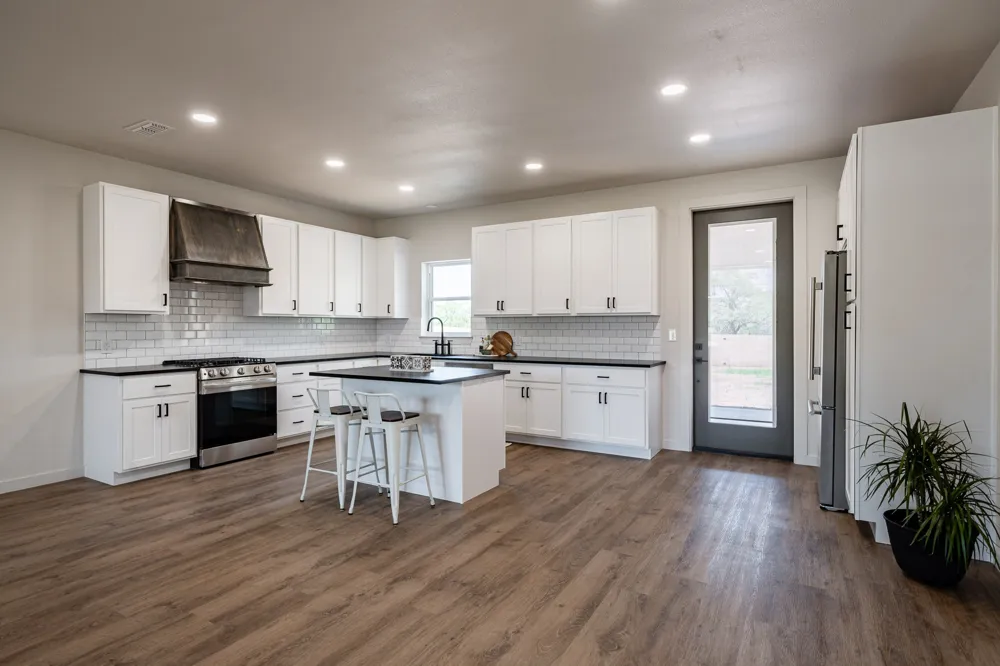 707 E Davenport Stamford, TX 79553